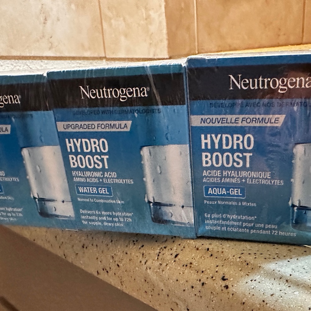 Neutrogena Hydro Boost Water Gel - Blue